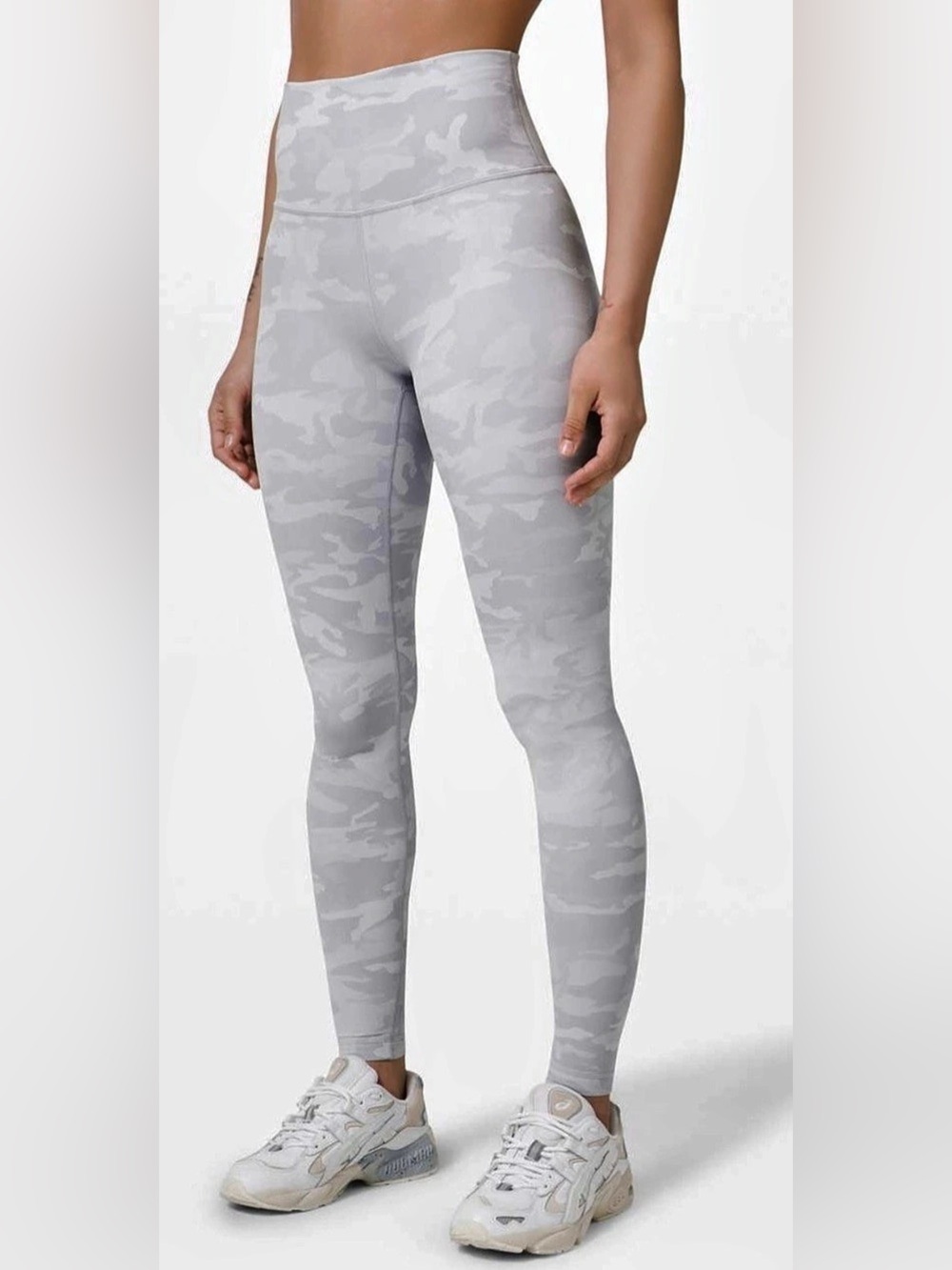 Lululemon Wunder Under High-Rise Tight 28" Luxtreme White Camo Leggings Size 4